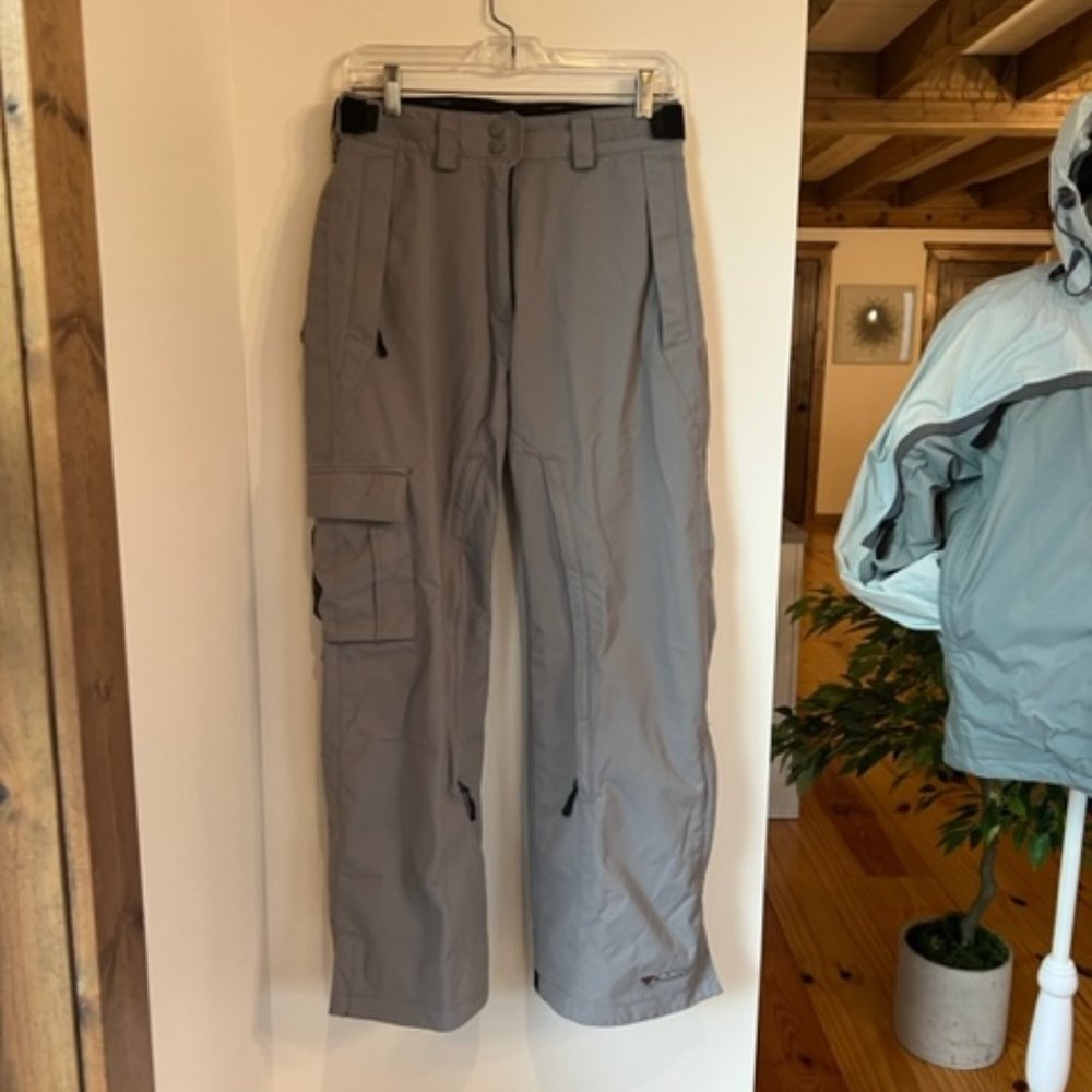 Columbia Women's "Convert" Ski/Snowboard Pants, light gray, Size XS
